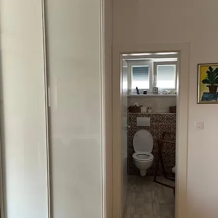 Apartment Apartman Jelena *
